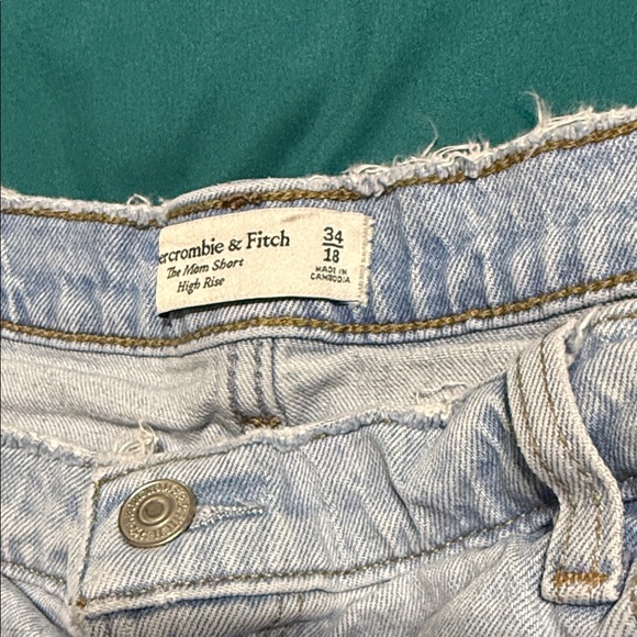Abercrombie & Fitch Light Blue Distressed Denim Jean Shorts - Picture 3 of 4